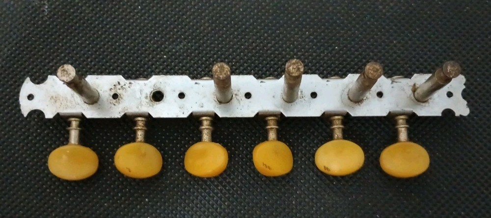 Vintage Guitar Tuners Inline Set