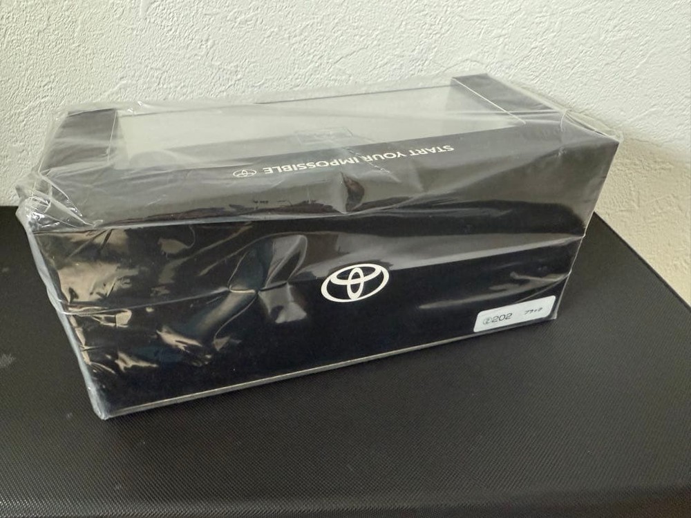 Alphard Minicar 1/30 Scale Diecast