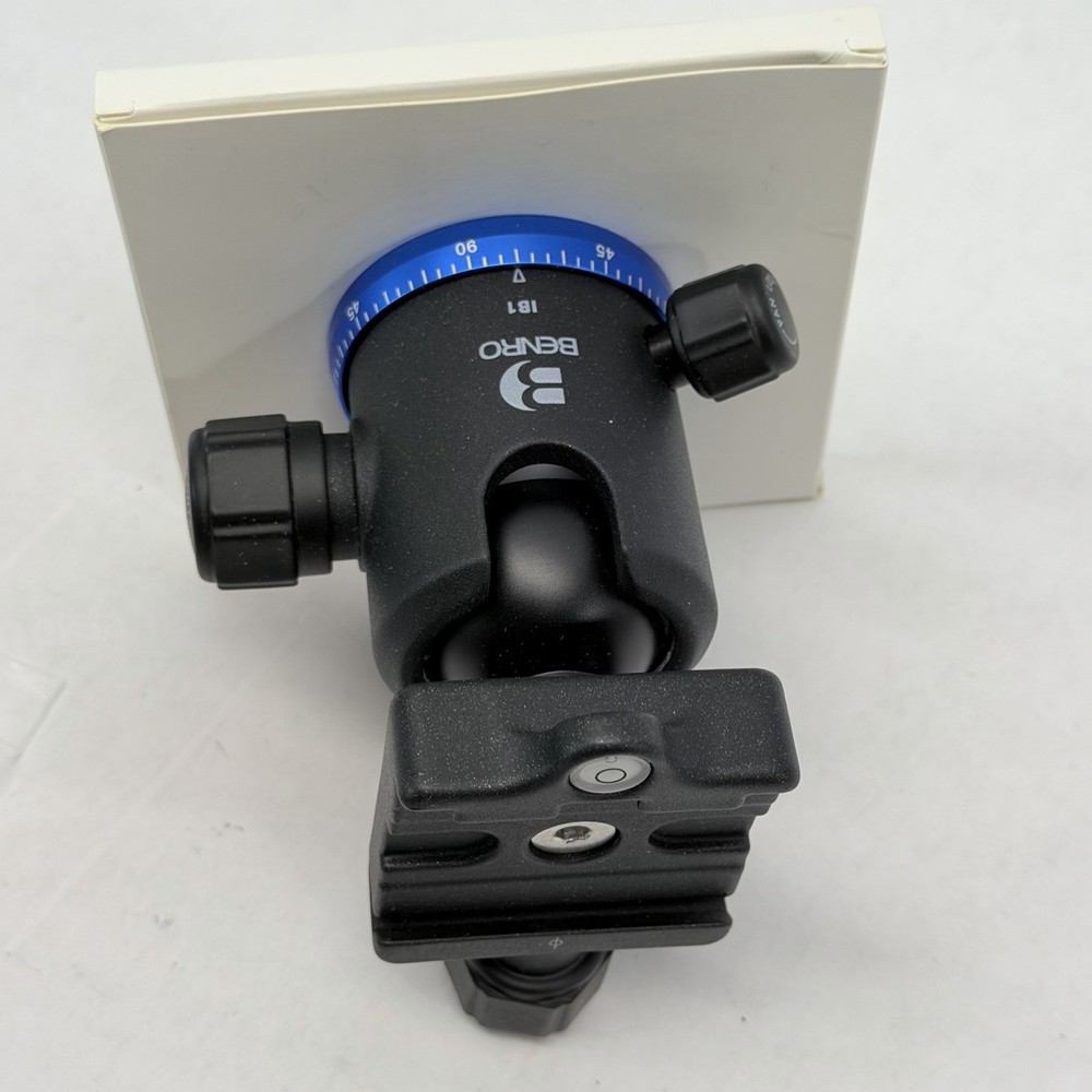 Benro IB1 Triple Action Ball Head