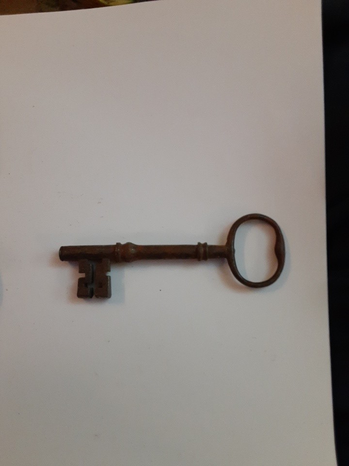 Antique Cast Iron Solid Barrel Skeleton Key 4" Jail Cell