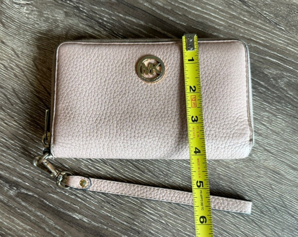 Michael Kors Multi Function Leather Phone Case Wallet