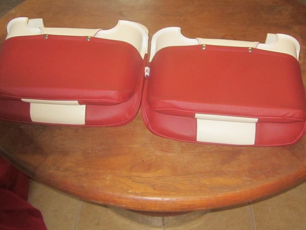 Springfield Marine Maroon/White Seats on White Fold-Down Frame P# 1061048