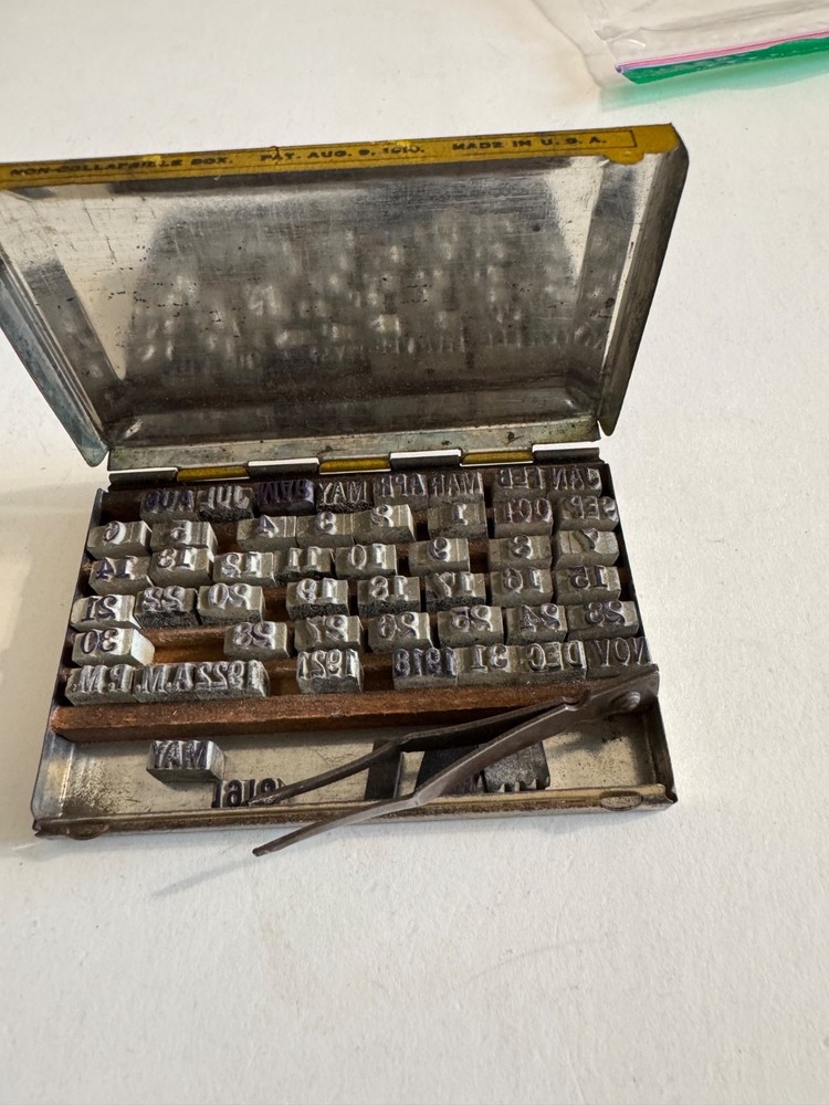 Vintage Early 1900’s Superior Solid Rubber Dates Ni. 40 Pica-Missing June & 29