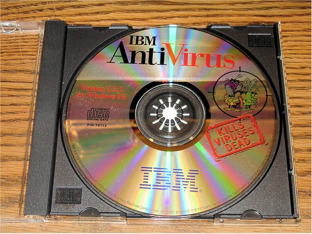 IBM Software - AntiVirus - 1996/97 CD - Version 2.5.2 for Windows 95