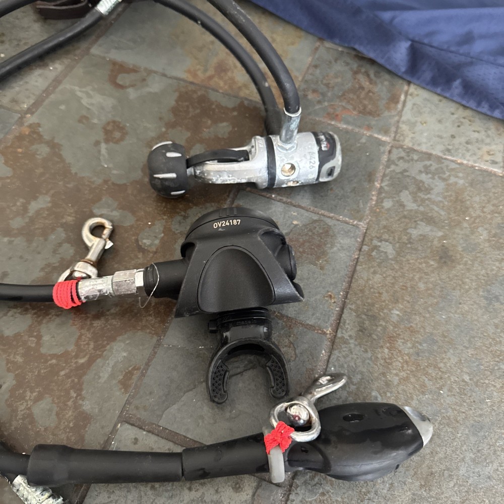 MARES ROVER R2S REGULATOR YOKE-PREOWNED.