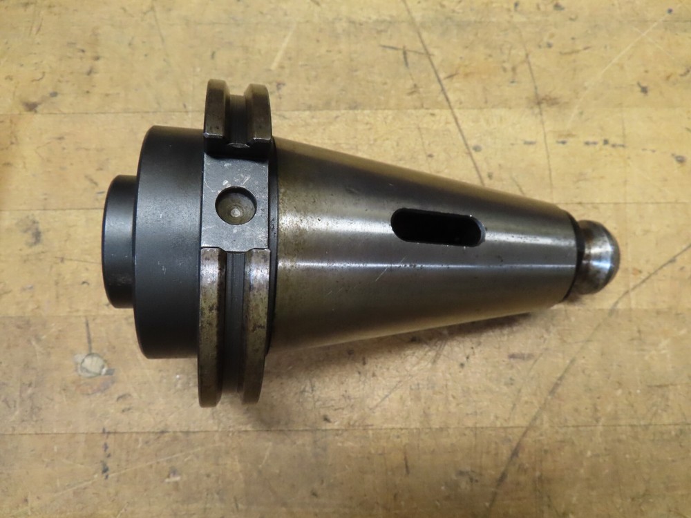 CAT50 Lyndex C5004-0003 MT3 shank adapter