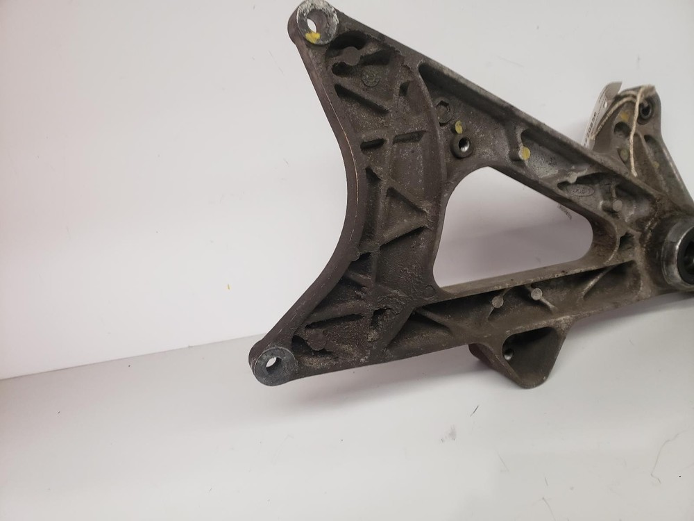 2017 HONDA WW PCX 125 EXHAUST BRACKET