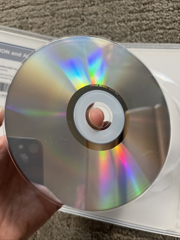 ESET Small Office Security Software, for 5 Devices, PC/Mac New