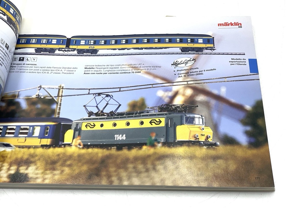 2003-2004 CATALOG CATALOGUE TRAIN MARKLIN H0 SCALE