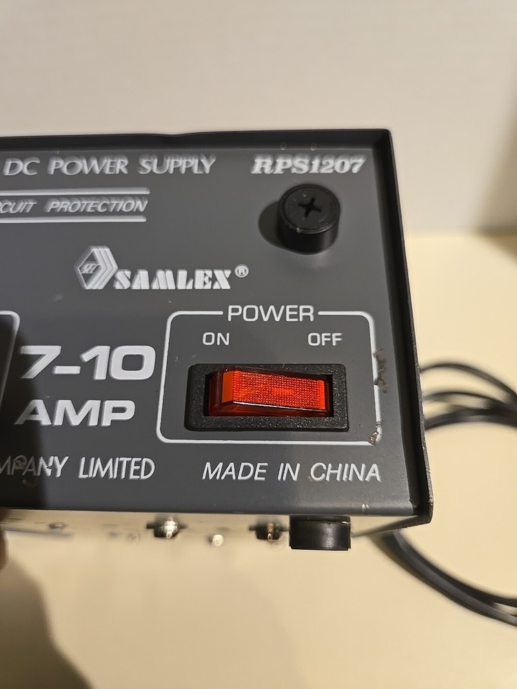 Samlex Power Supply Regulated DC 7-10 Amp 120v Clean Working Condition