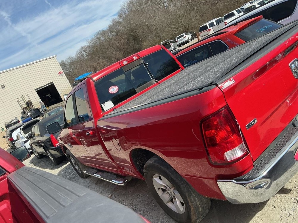 TDODR1500 2018 Glove Box 4978817