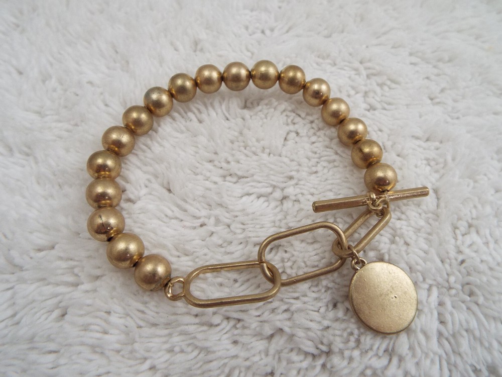 Goldtone Link Bead Stretch Bracelet (K16)