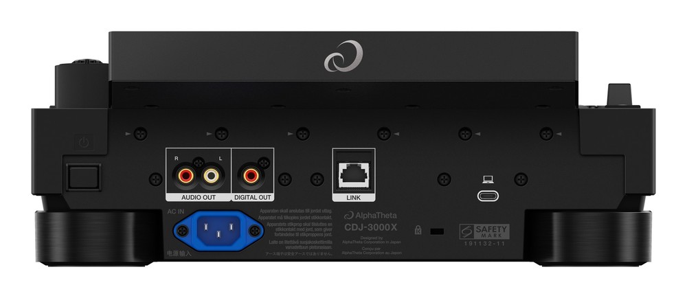 AlphaTheta CDJ-3000X A next-generation flagship DJ player
