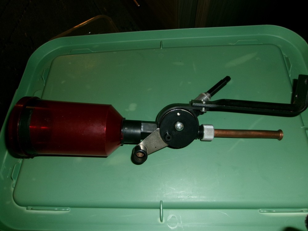 LOT #G LEE POWDER MEASURE