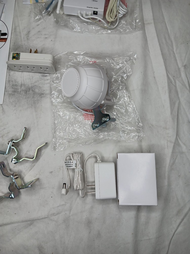 MyGuard Smart Hot Water Heater Shut Off System MGWHTRS EF CAW 01