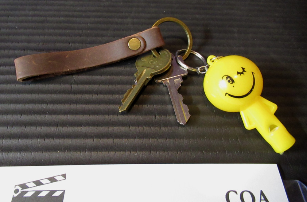 GOOSEBUMPS  HAROLD BIDDLES - HOUSE KEYS AND LEATHER LOOP STRAP   , W /  COA