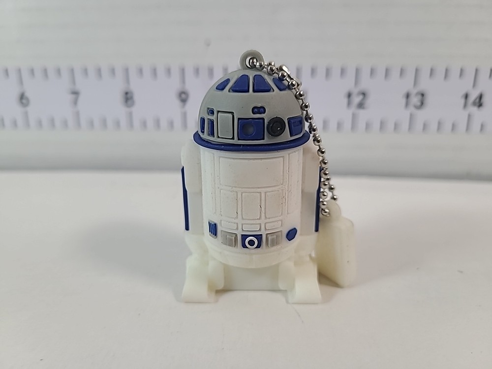 eKids R2-D2 16GB Flash Drive