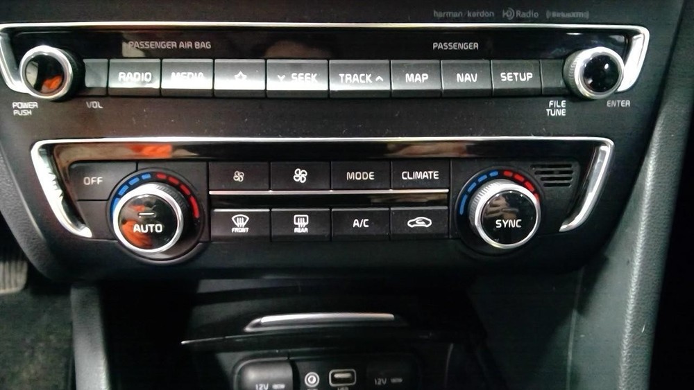 Used A/C Selector Switch fits: 2019 Kia Optima automatic temperature control w/t