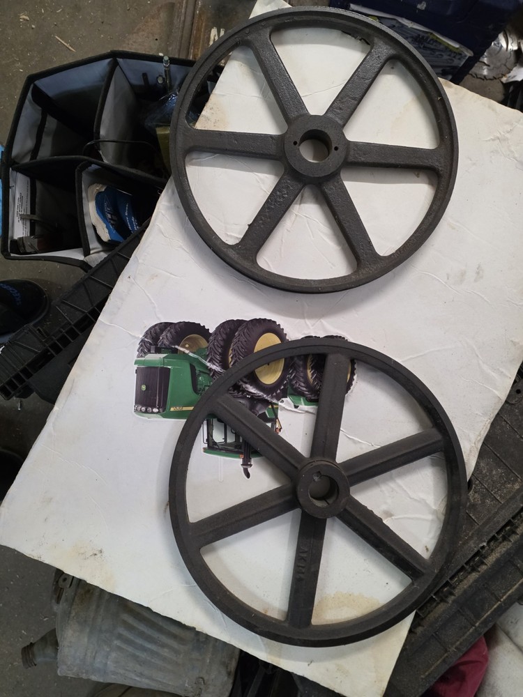 AK144 Pulleys 14in