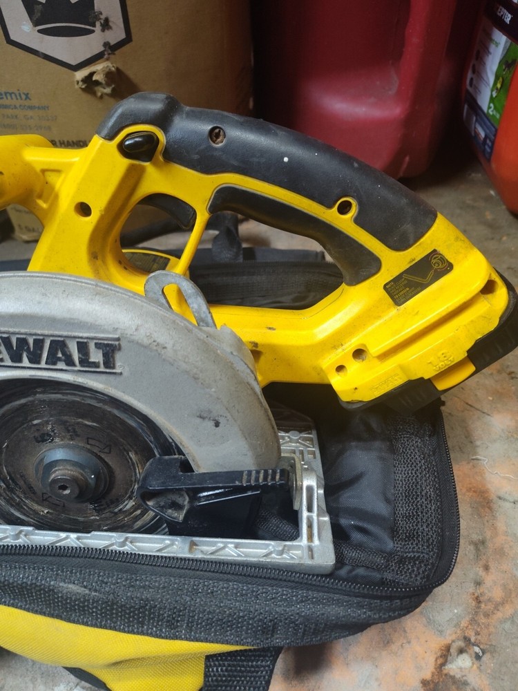 DeWalt Circular Saw 18 Volt