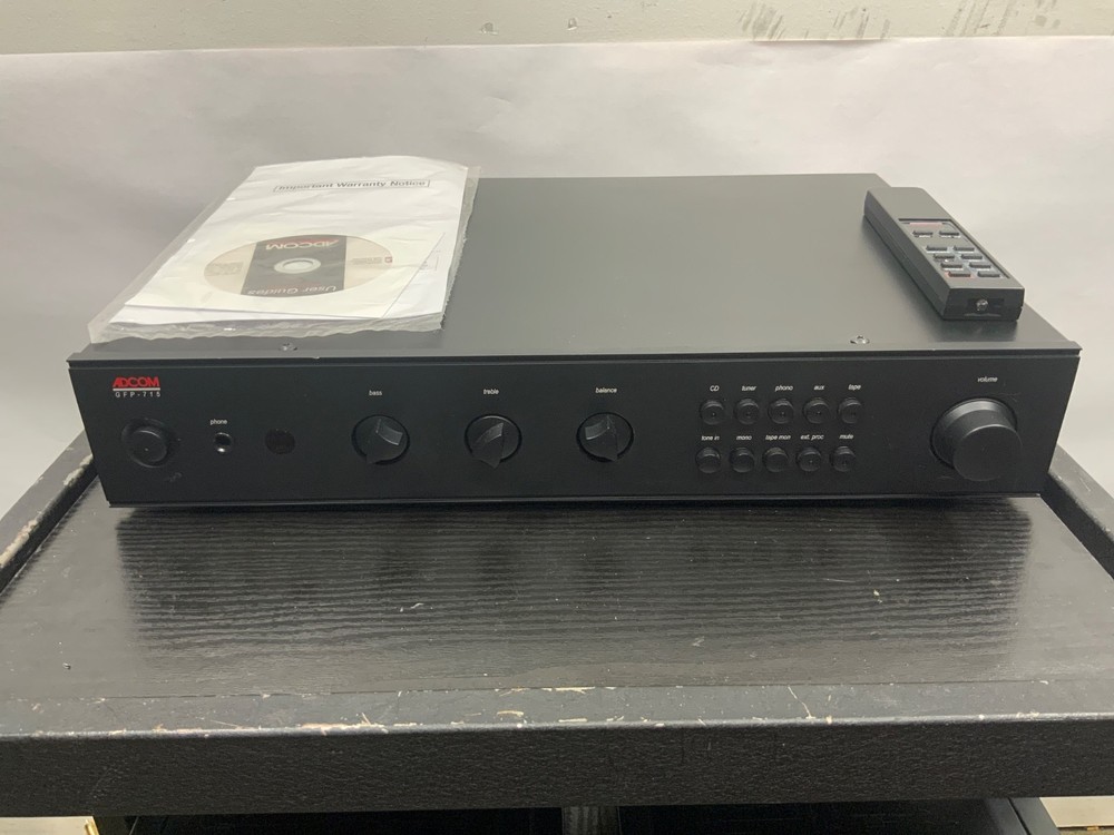 Adcom GFP-715 Stereo Pre-Amplifier with remote control, Excellent