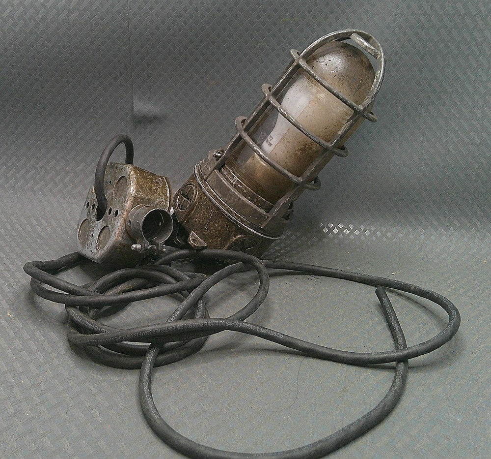 OFFICIAL MARVEL STUDIOS PROP Vintage Industrial Explosion Proof Light Lamp COA