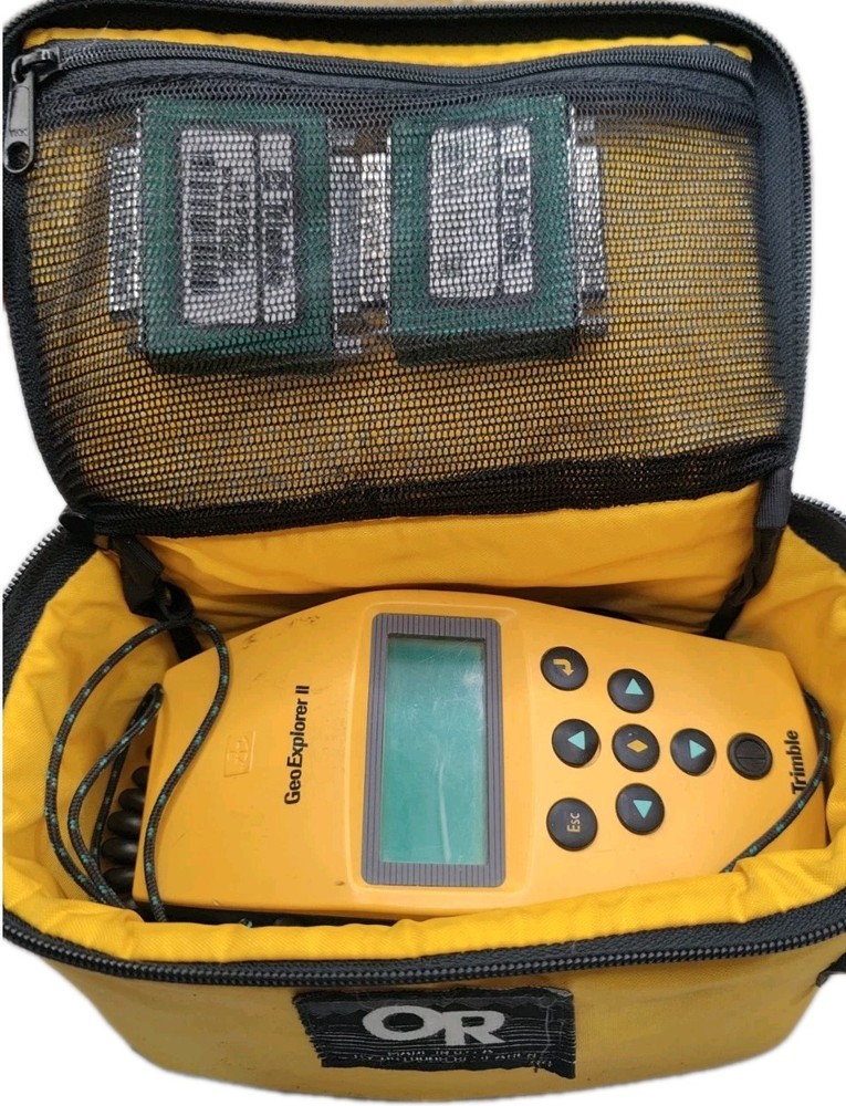 Trimble GeoExplorer II  Mapping System  Not Tested