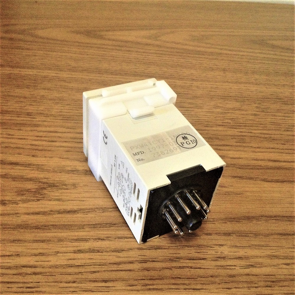 TSX PXW4TCY1-1NC06 TEMPERATURE CONTROLLER