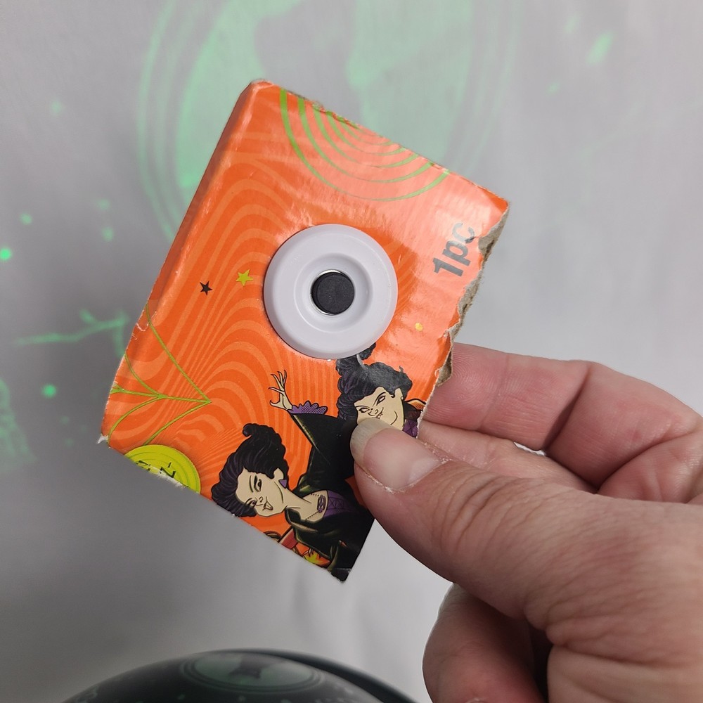 Gemmy Disney Hocus Pocus Color Changing LED Light Projector Rotating Halloween