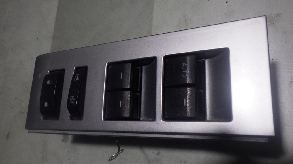 08 MERCURY MOUNTAINEER Front Door Switch