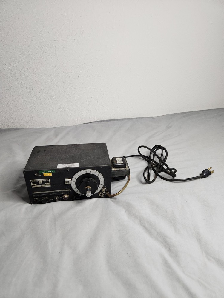 Vintage Lampkin Laboratories Frequency Meter Transceiver Model 105-B Tested