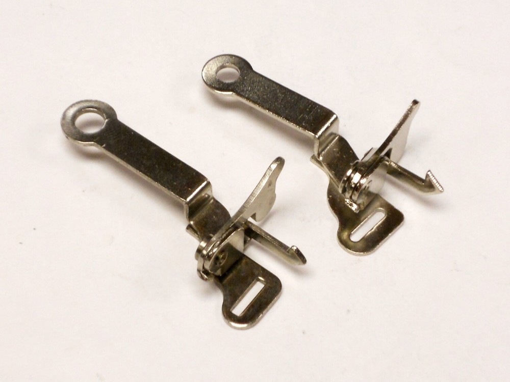CBC-1S Combination Hook & Latch Coupler w/Spring, Long Shank, Std Gauge, 2Pcs