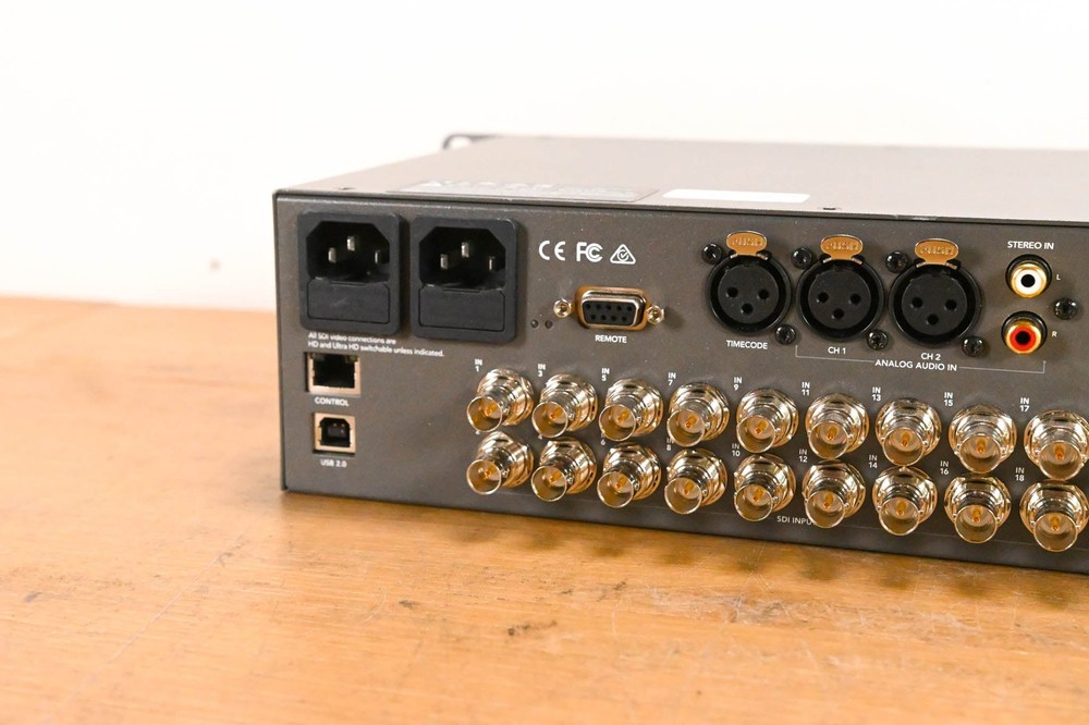Blackmagic Design ATEM 4 M/E Broadcast Studio 4K CG01XSU