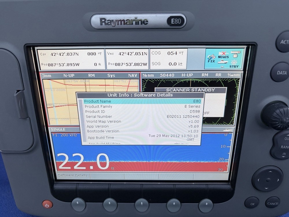 Raymarine E80 Classic GPS Chartplotter Multifunction Display ONLY; Tested
