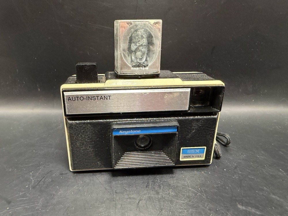 Vintage Keystone Auto-Instant 115X Camera w/ Flash Cube & Extras – Tested