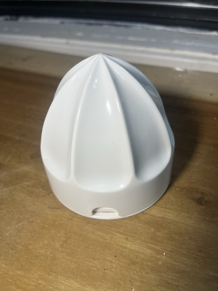 Cuisinart Super Citrus Juicer Insert Cone for DLC-856- Grapefruit Cone