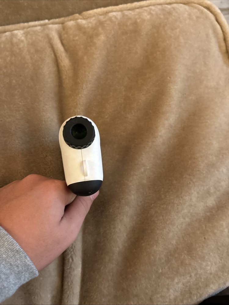 OnCore Rangefinder with Slope. Excellent Condition. Includes Bag