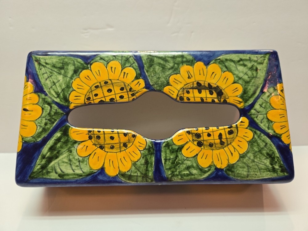TALAVERA Sunflower Tissue Cover