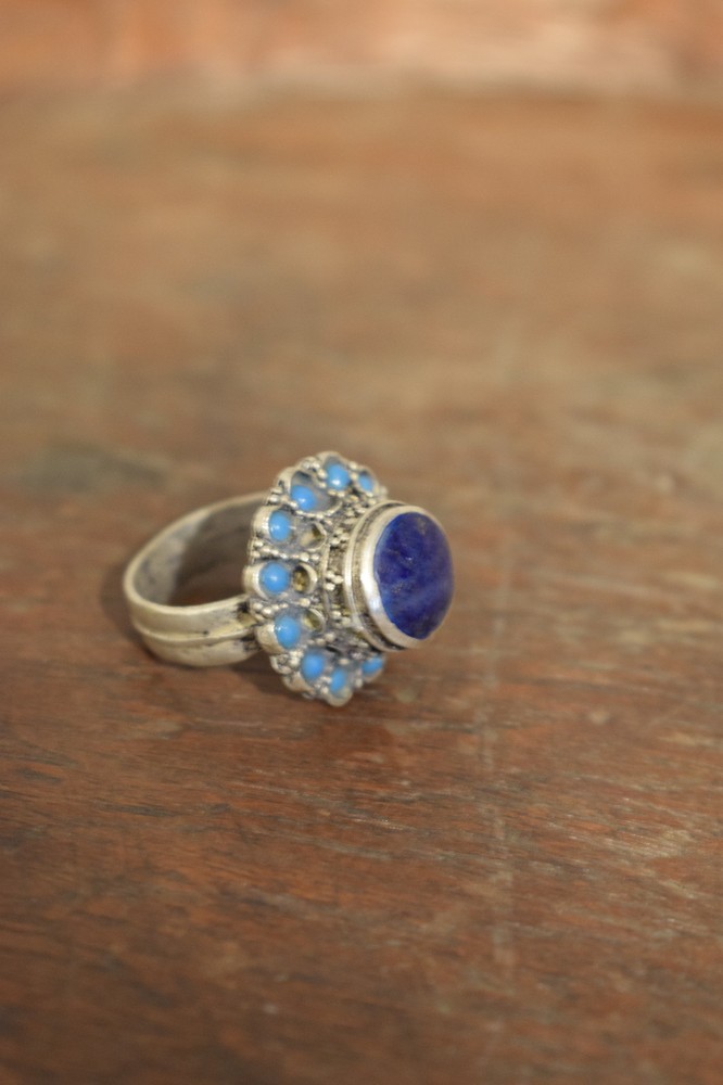 Ring Silver Blue Lapis Turquoise Bead Flower Etched Silver Ring
