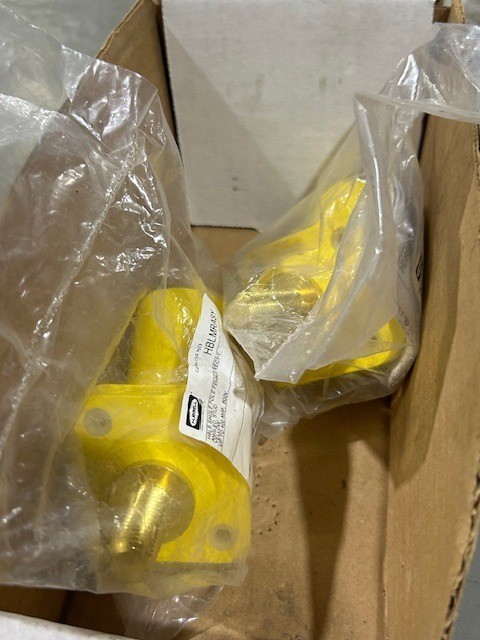 HBLMRASY SINGLE POLE FEMALE RECPT.