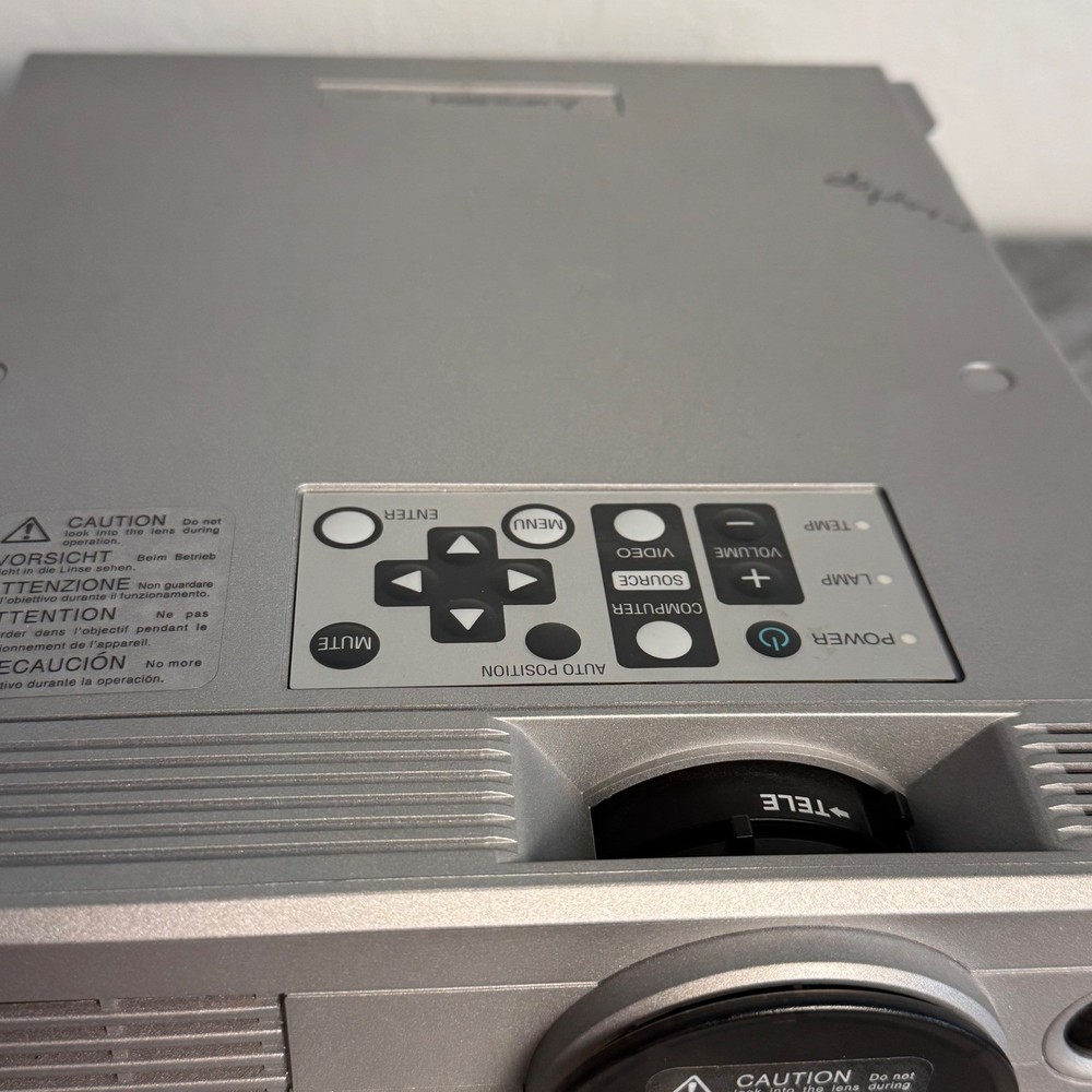 Mitsubishi LVP-X80U LCD Projector Multimedia Video Computer Tested Working