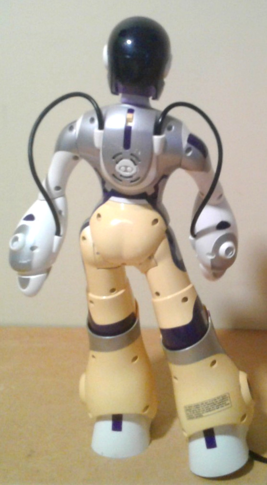 WOWWEE FEMISAPIEN ROBOT