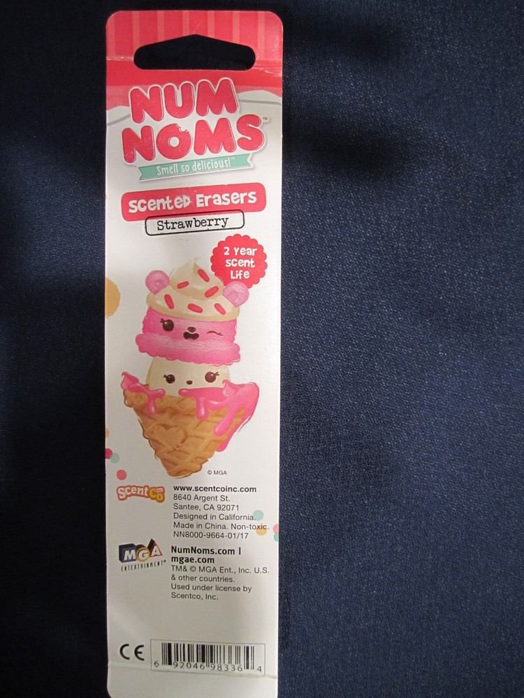 Num Noms Stackable Strawberry Scented Erasers - New