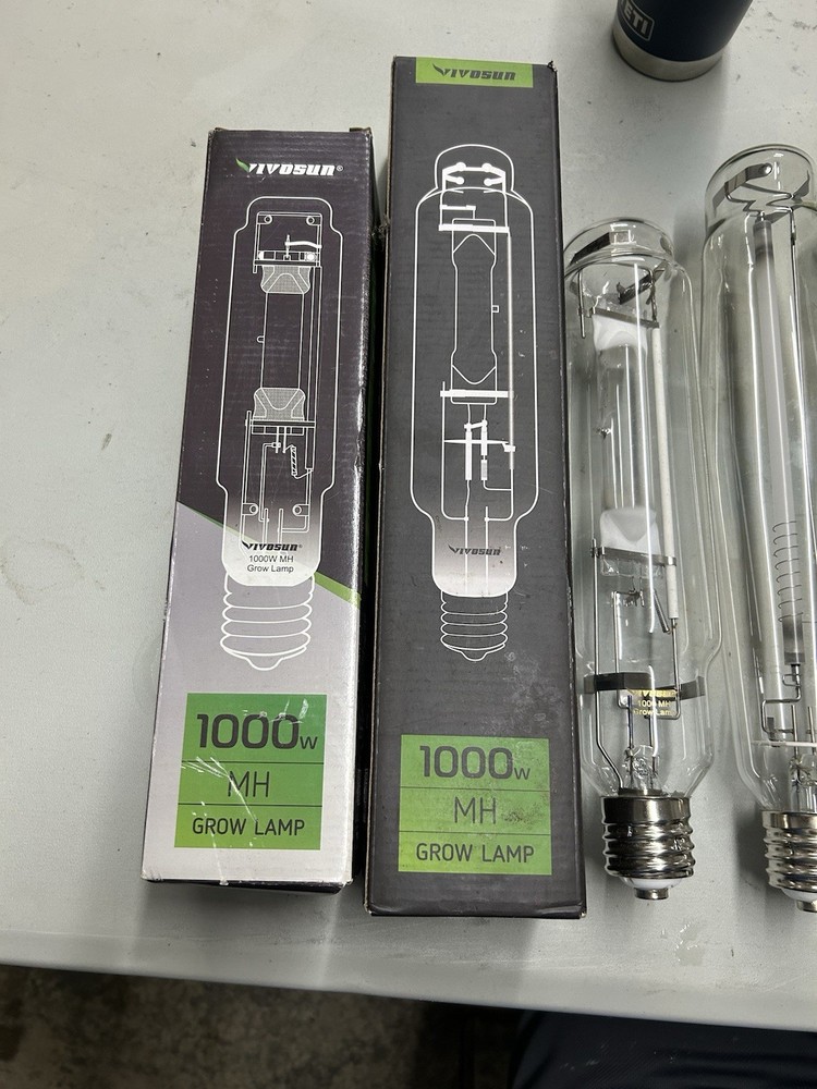 6 Vivosun 1000w Grow Bulbs
