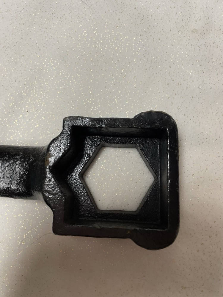 172 Adam’s Road Grader Wrench