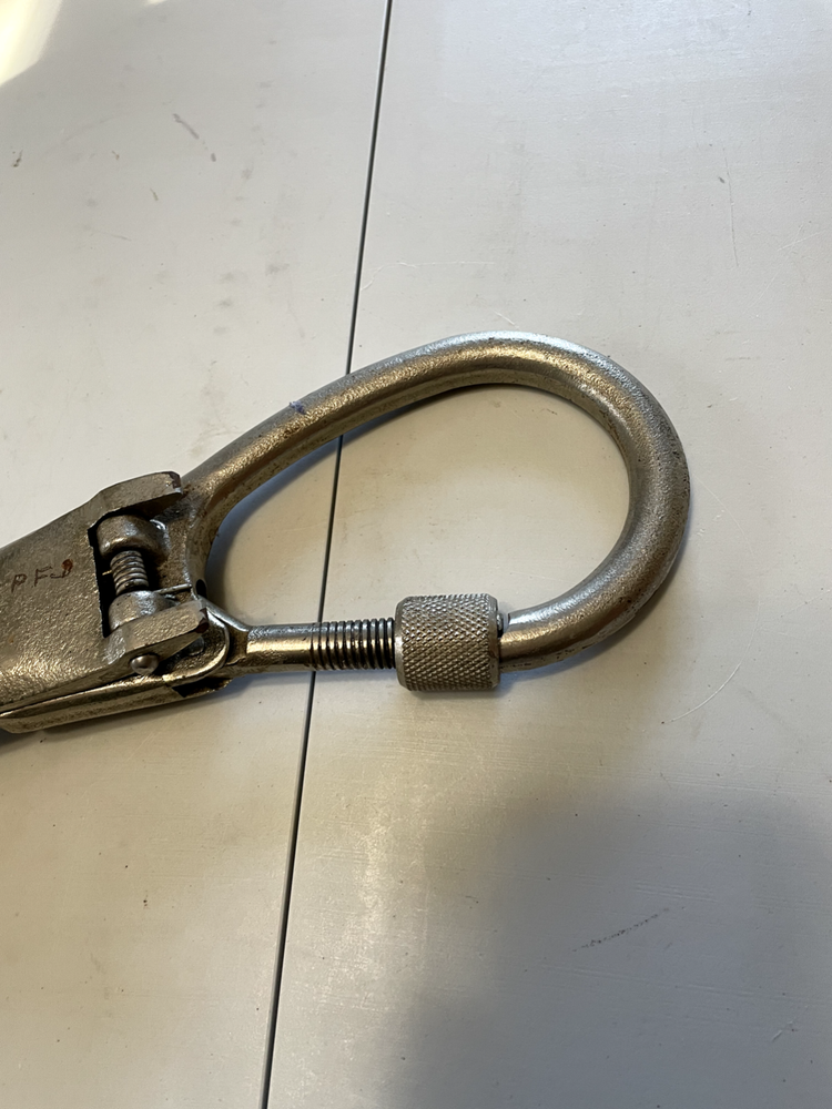 atlas safty equipment / fireman repelling hook.