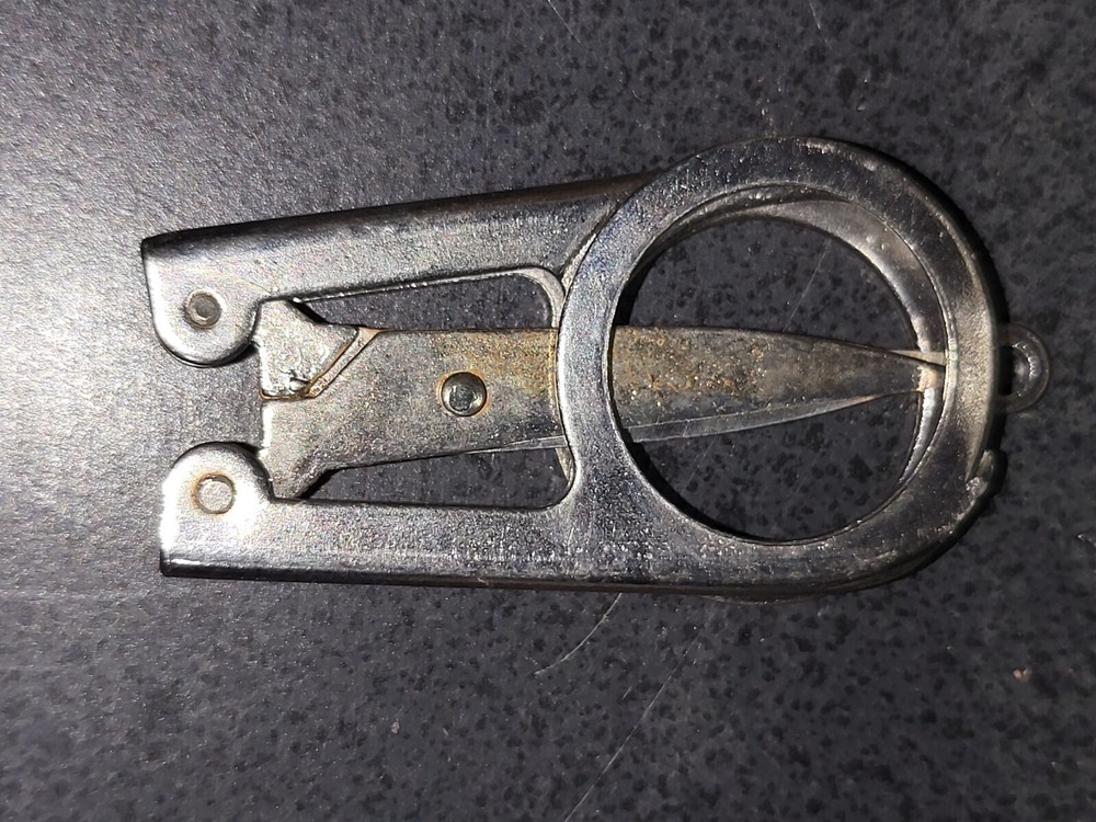 Vintage Folding Collapsible Scissors 4.25"L #88
