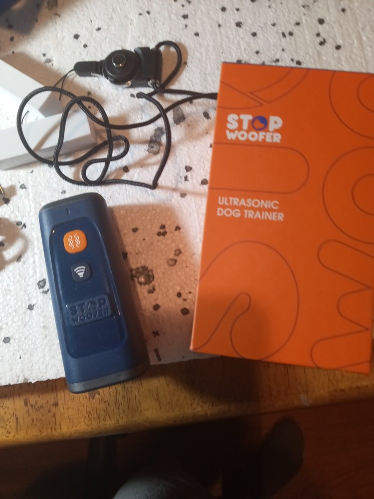 Stop Woofer Ultrasonic Dog Trainer
