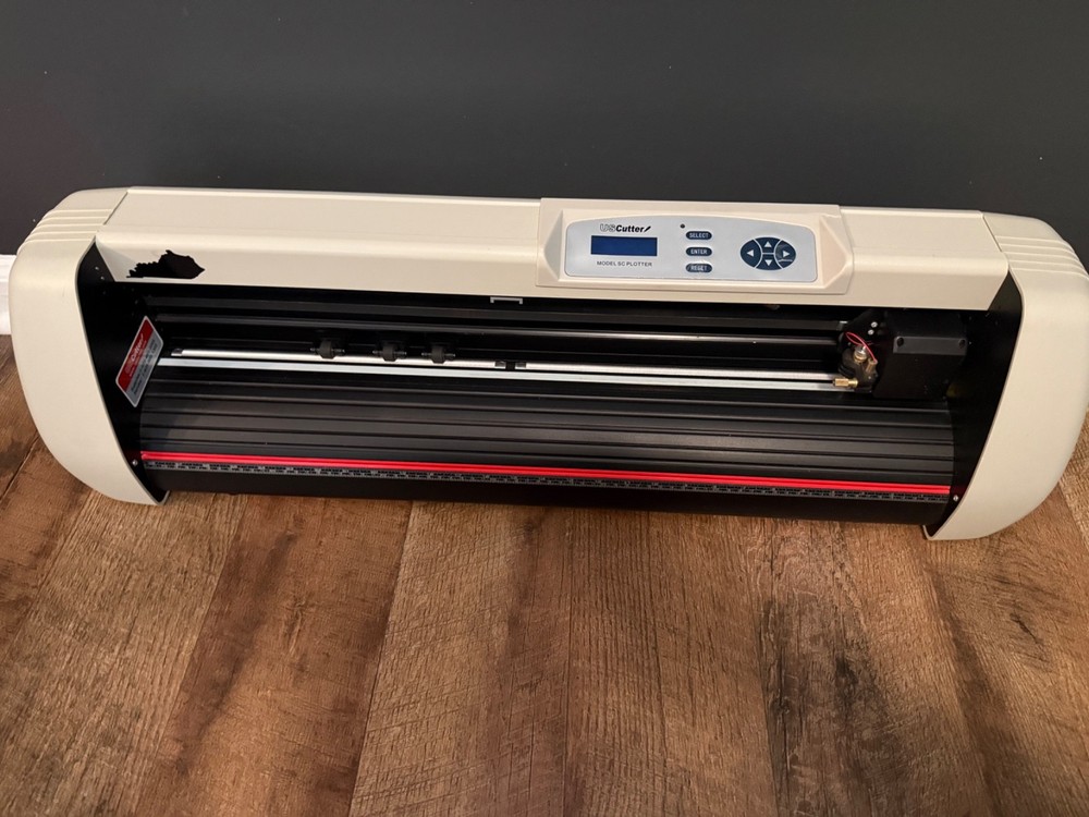 US CUTTER 28" MODEL SC PLOTTER SERIES VINYL CUTTER/PLOTTER  TYPE SC631 USCUTTER