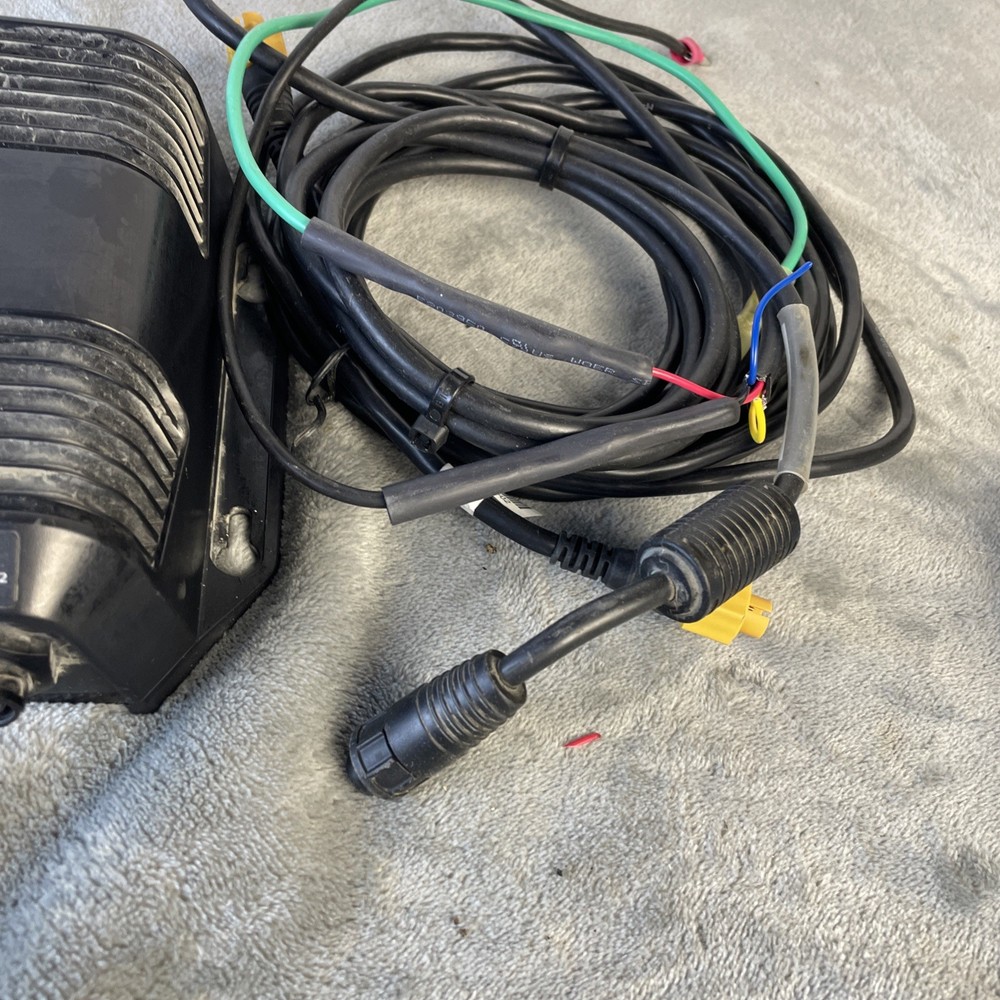 Lowrance Structure Scan 3D High-Resolution Unit With Cords